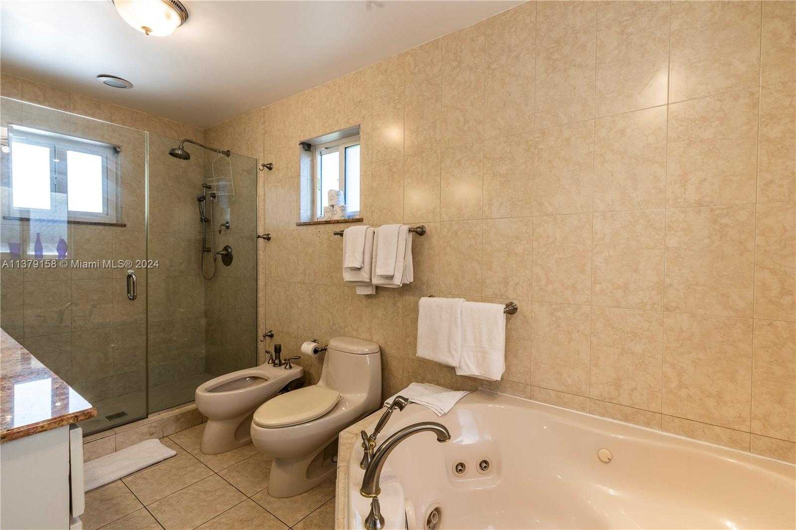 Small Image of 753 NORTH EAST 81ST ST, Miami Number 58