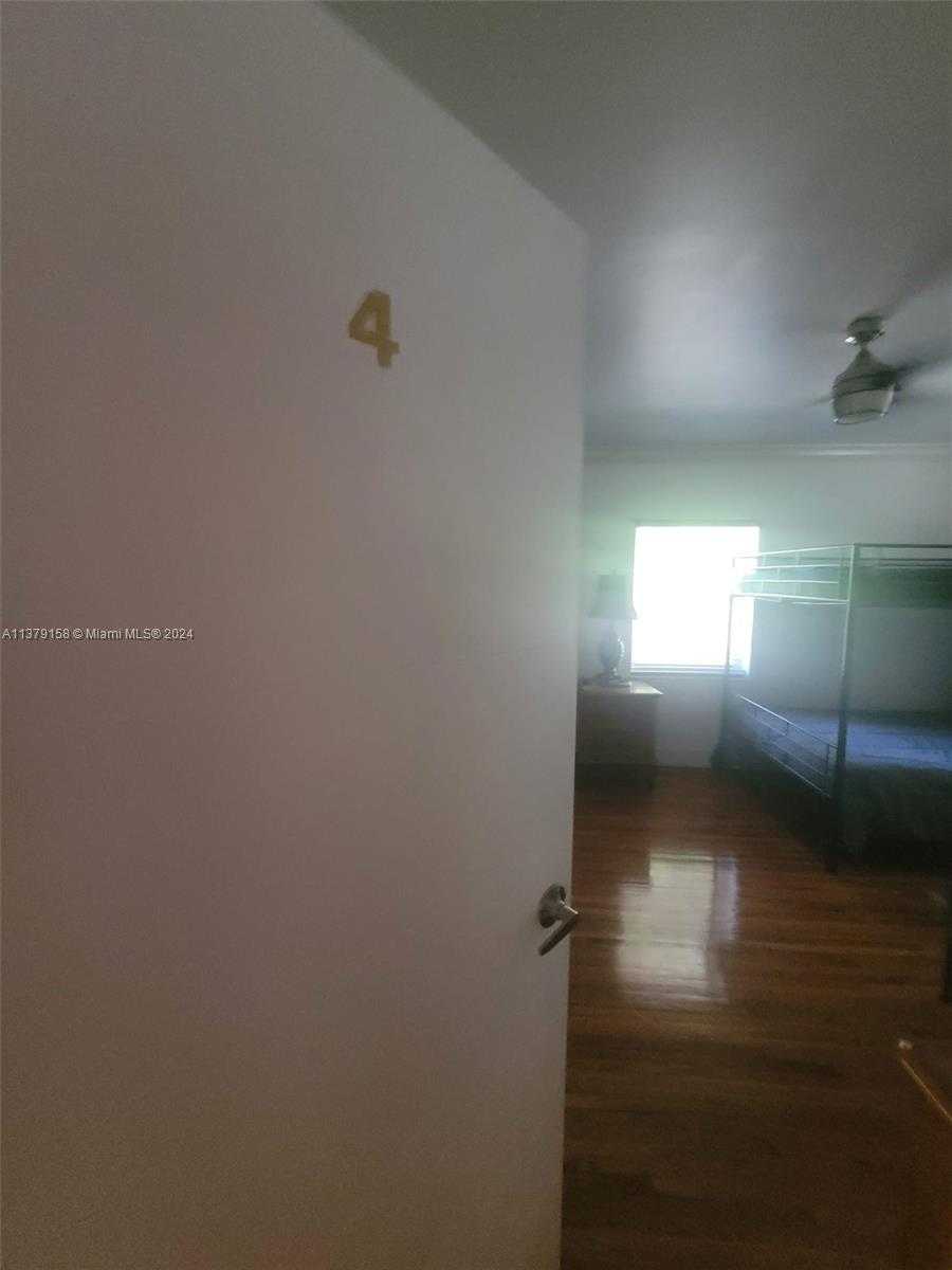 Small Image of 753 NORTH EAST 81ST ST, Miami Number 66