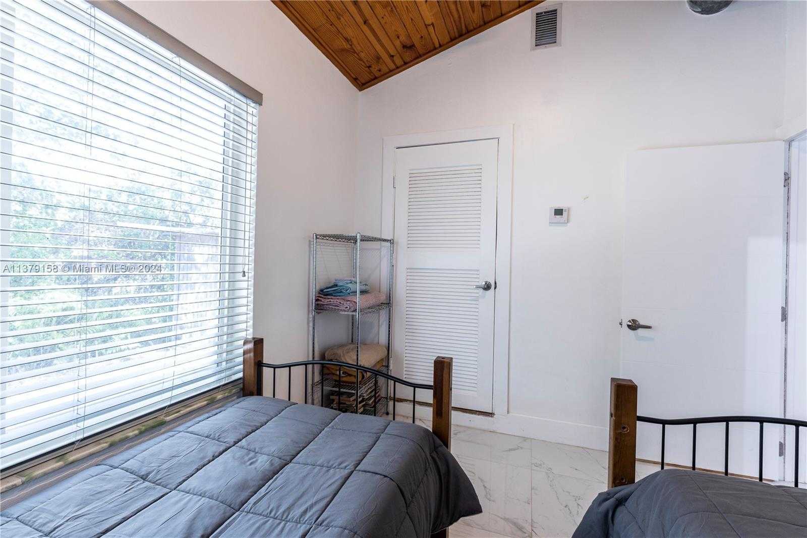 Small Image of 753 NORTH EAST 81ST ST, Miami Number 75