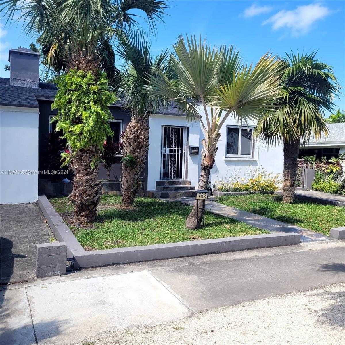 Small Image of 753 NORTH EAST 81ST ST, Miami Number 9