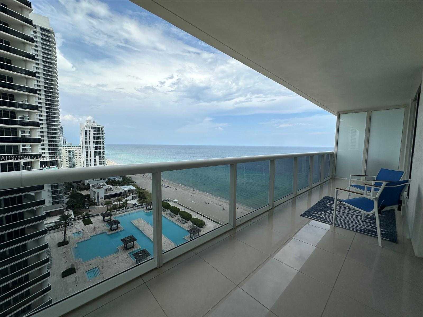 Small Image of 1830 SOUTH OCEAN DR #2010, Hallandale Beach Number 14