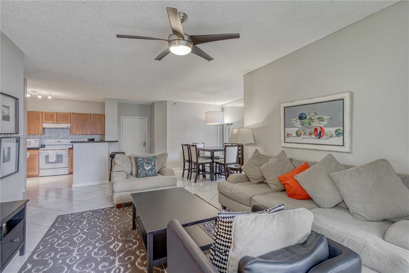 Small Image of 19655 EAST COUNTRY CLUB DR #6108, Aventura Number 4