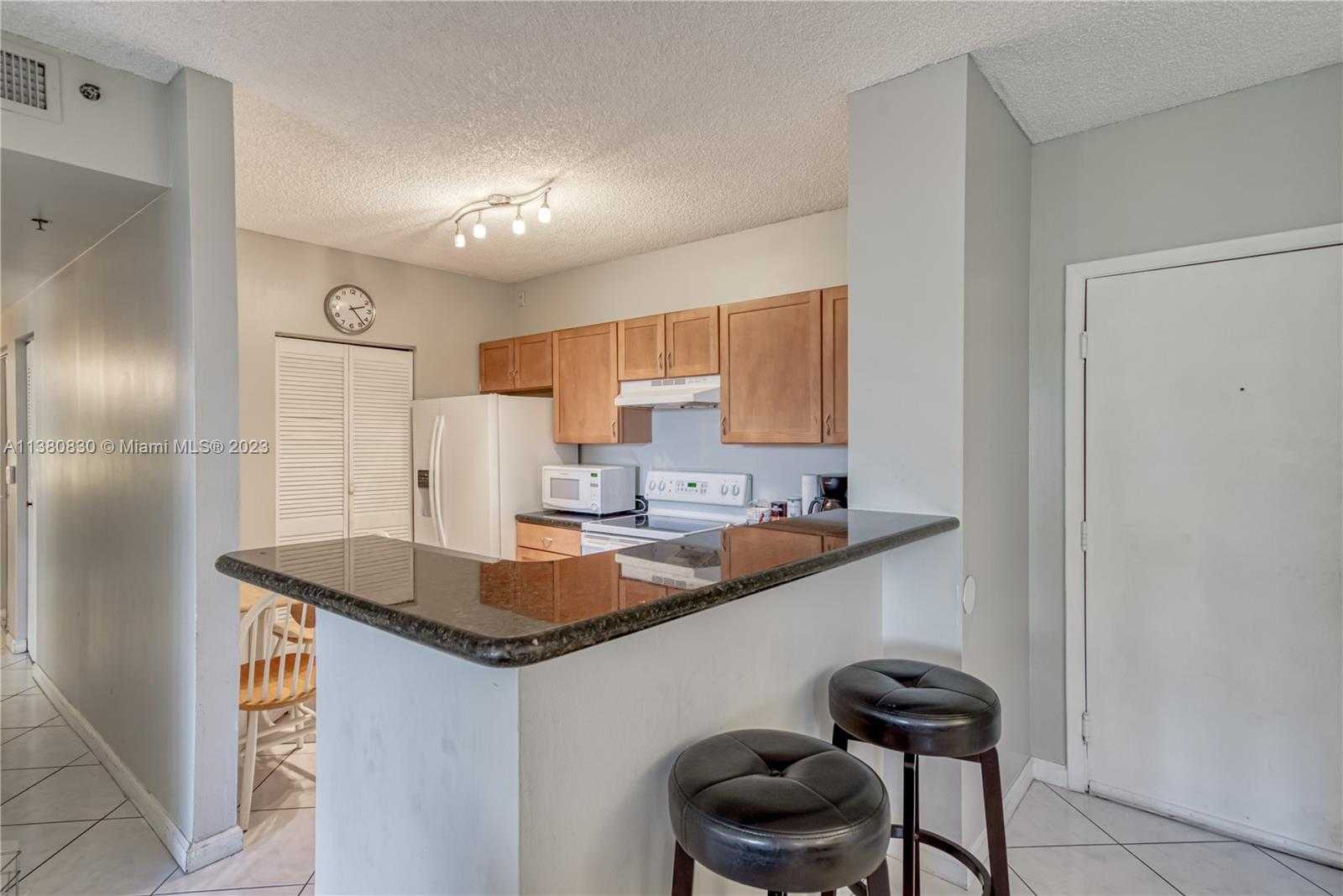 Small Image of 19655 EAST COUNTRY CLUB DR #6108, Aventura Number 6