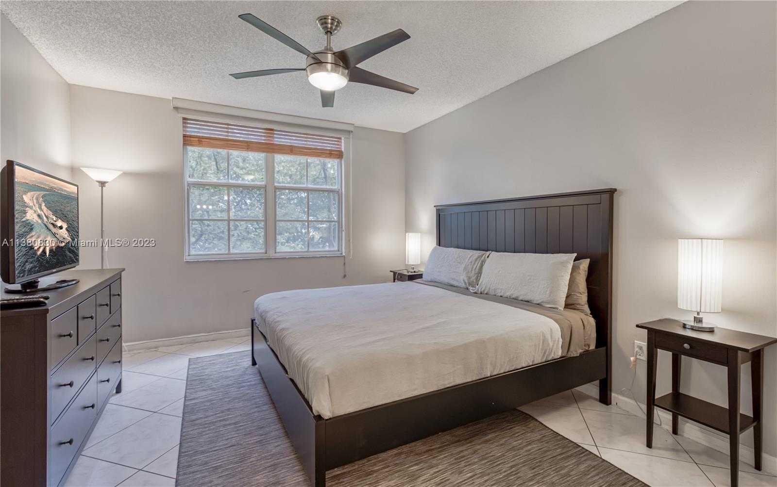 Small Image of 19655 EAST COUNTRY CLUB DR #6108, Aventura Number 7