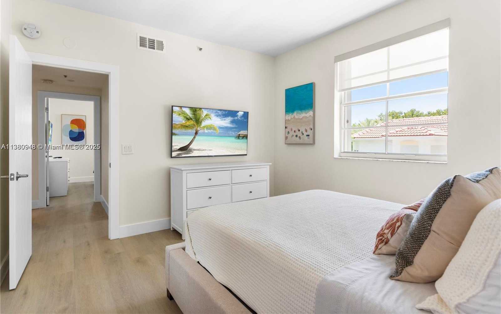 Small Image of 3255 NORTH EAST 184TH #12310, Aventura Number 29