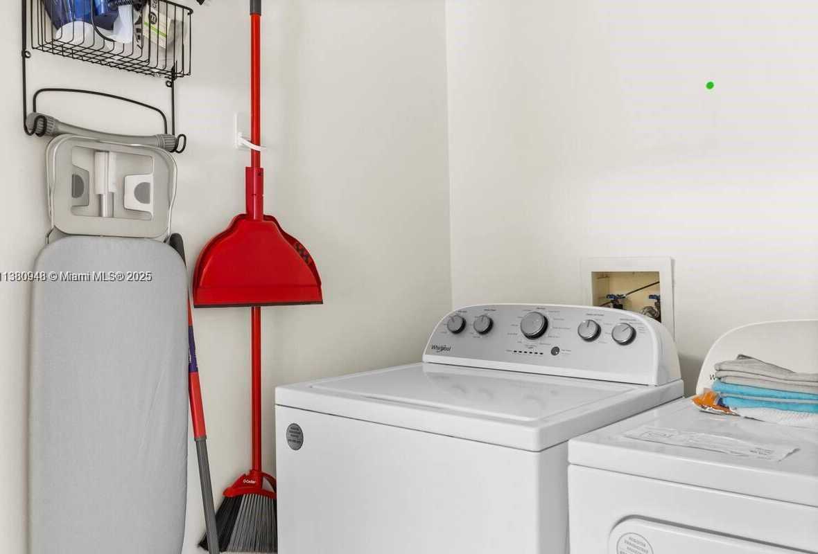 Small Image of 3255 NORTH EAST 184TH #12310, Aventura Number 31