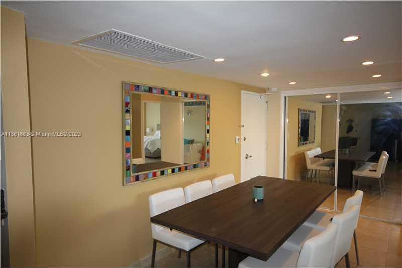 Small Image of 5161 Collins Ave, Miami Beach, FL 33140, USA Number 10