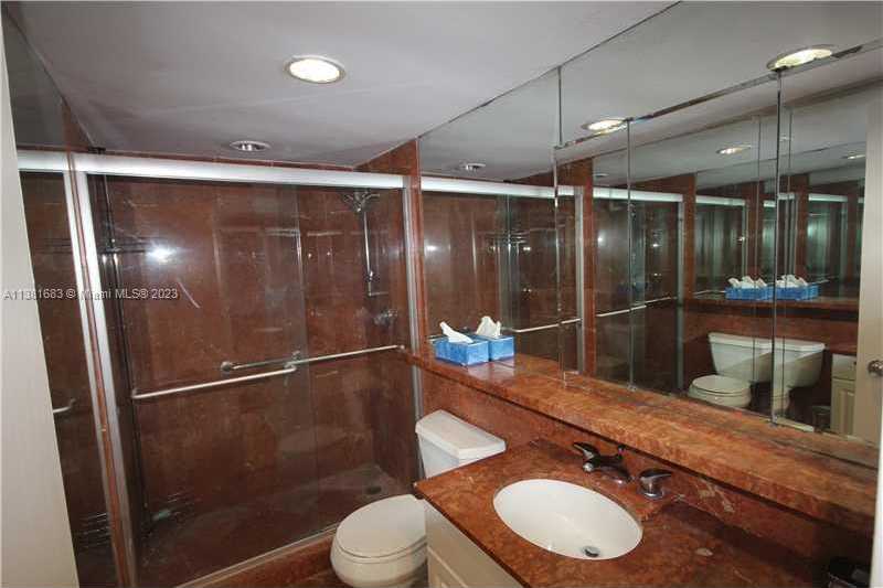 Small Image of 5161 Collins Ave, Miami Beach, FL 33140, USA Number 19