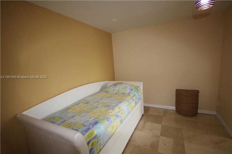 Small Image of 5161 Collins Ave, Miami Beach, FL 33140, USA Number 28