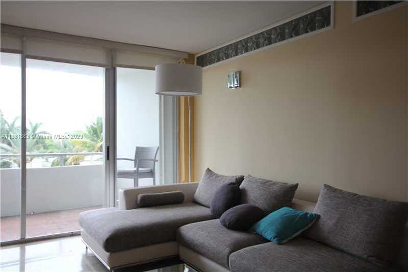 Small Image of 5161 Collins Ave, Miami Beach, FL 33140, USA Number 6