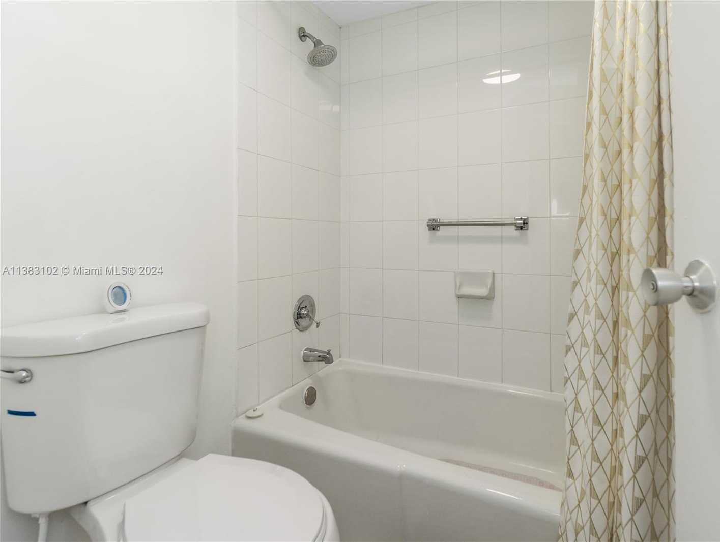 Small Image of 100 LINCOLN RD #306, Miami Beach Number 10