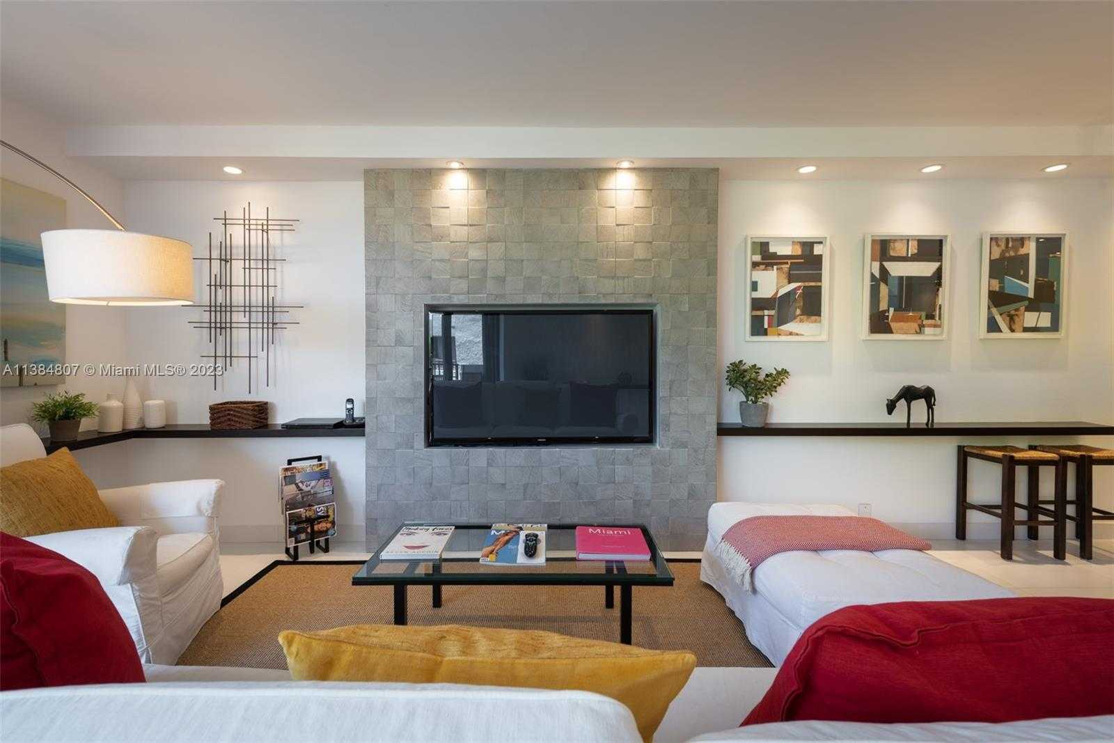 Small Image of 121 CRANDON BLVD #463, Key Biscayne Number 2