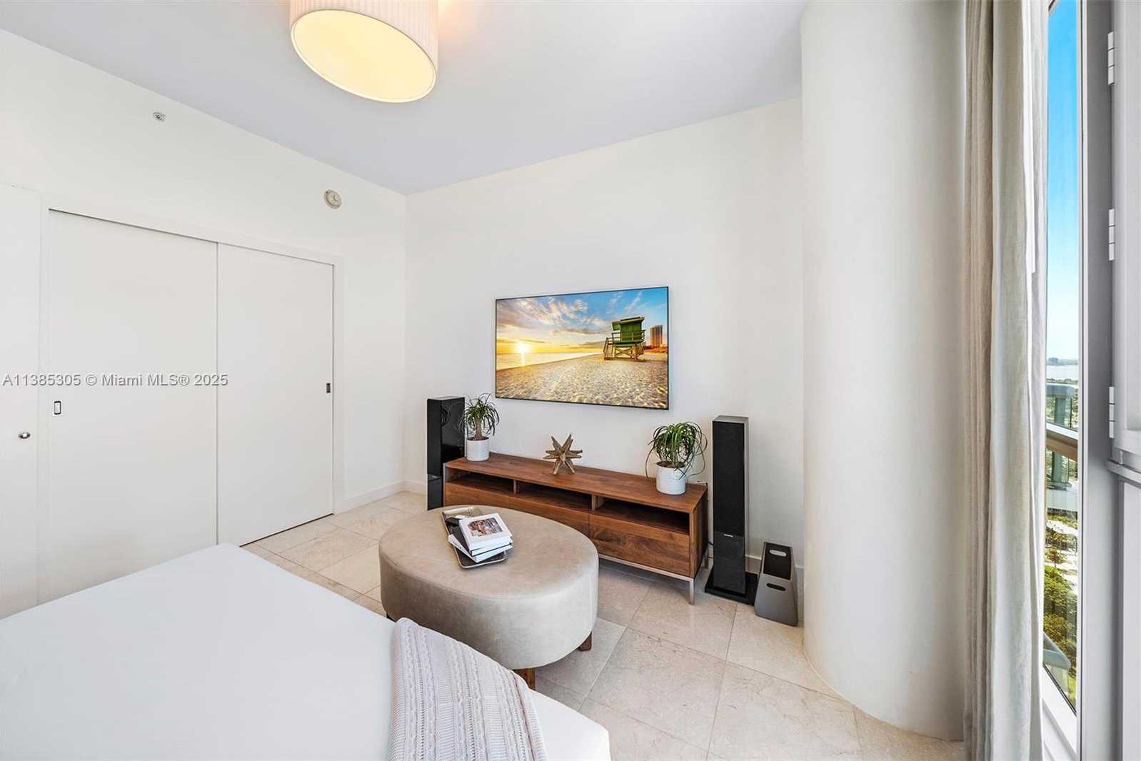 Small Image of 101 20TH ST #3903, Miami Beach Number 21