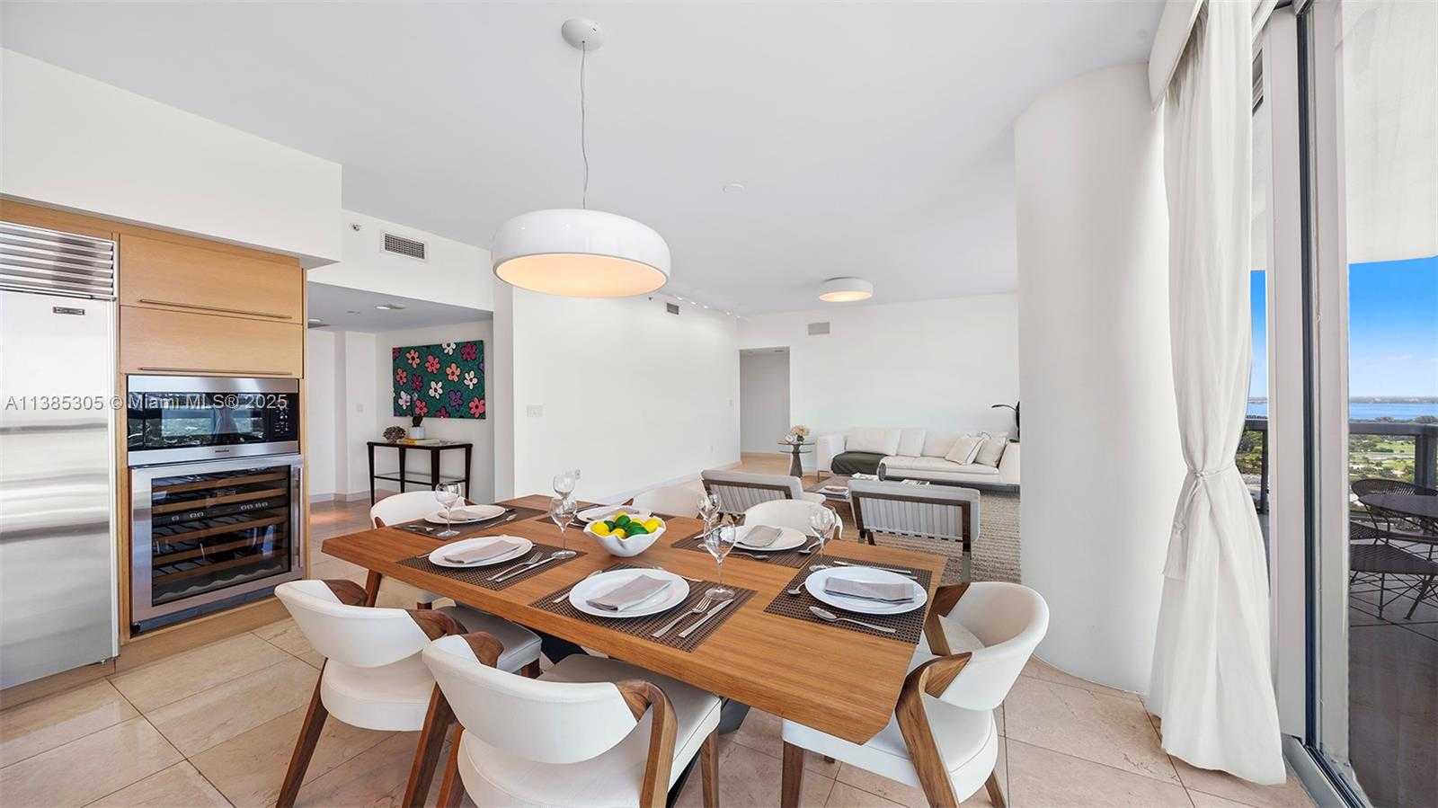 Small Image of 101 20TH ST #3903, Miami Beach Number 4