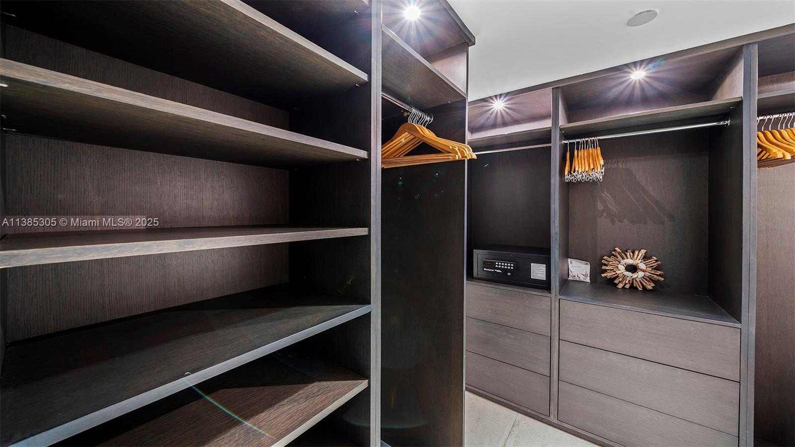 Small Image of 101 20TH ST #3903, Miami Beach Number 47
