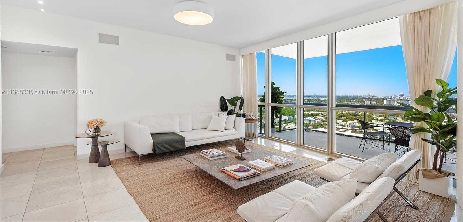 Small Image of 101 20TH ST #3903, Miami Beach Number 7