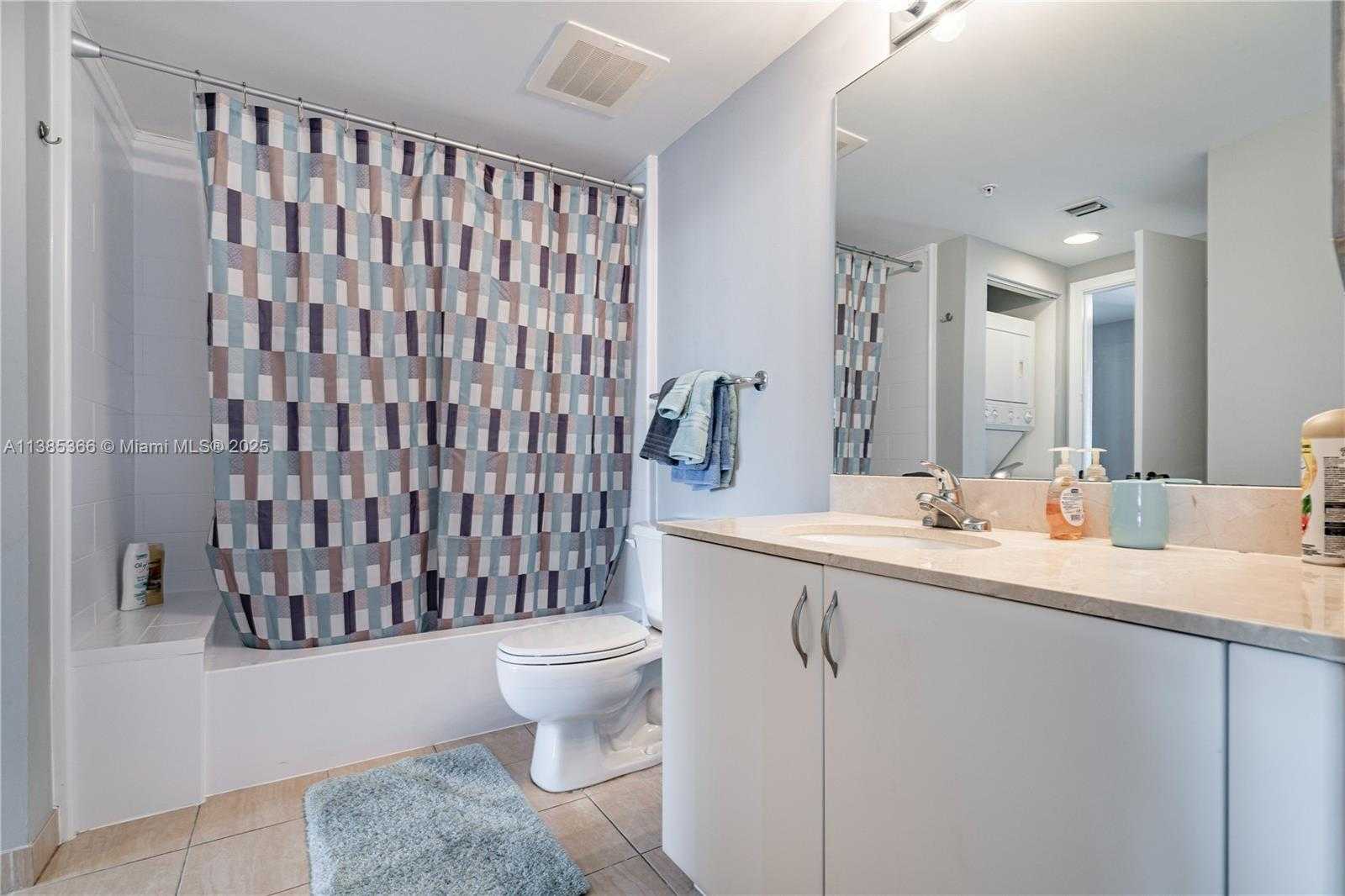 Small Image of 1750 NORTH BAYSHORE DR #3410, Miami Number 21