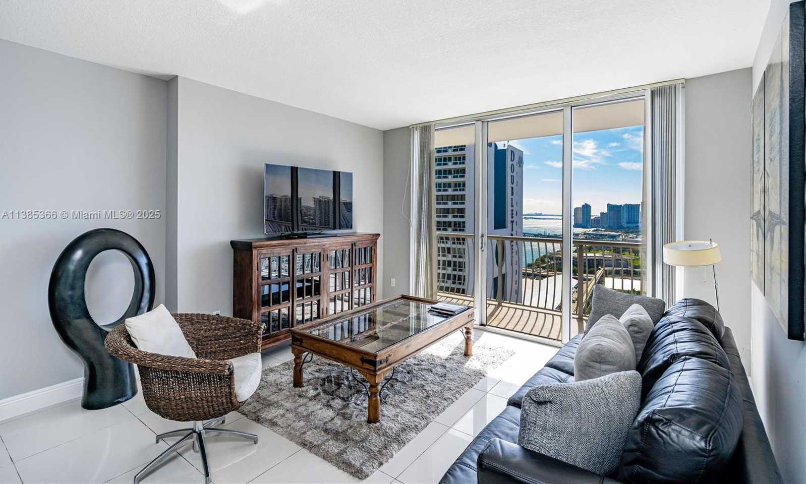 Small Image of 1750 NORTH BAYSHORE DR #3410, Miami Number 5