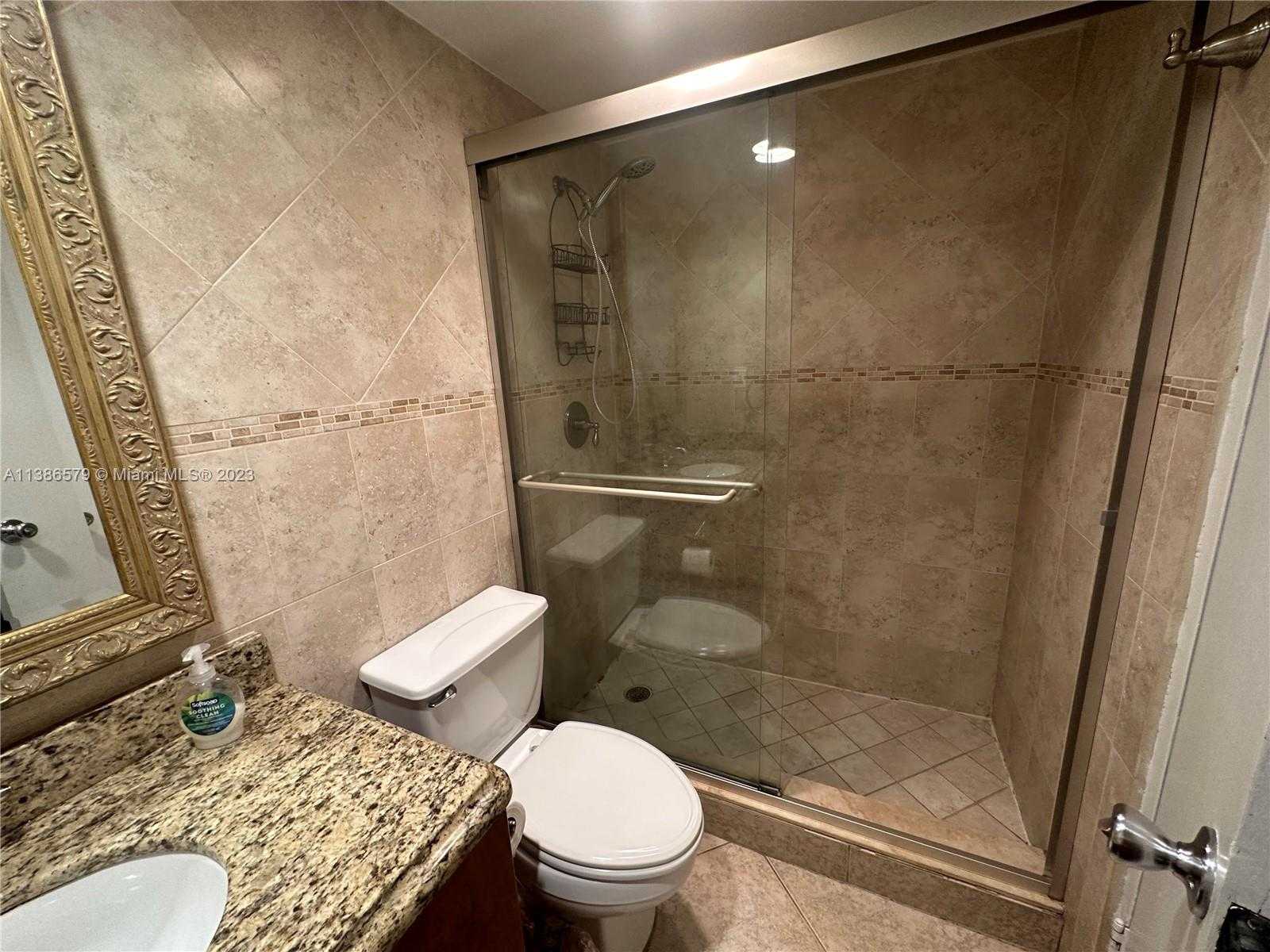 Small Image of 3801 SOUTH OCEAN DR #2J, Hollywood Number 11