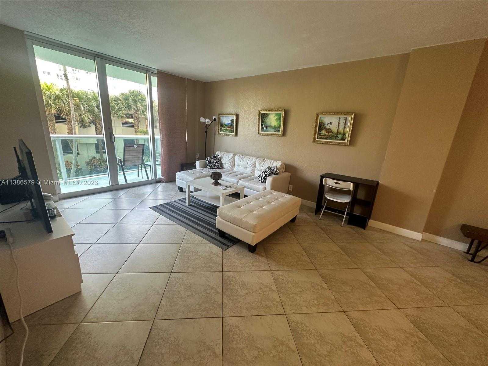 Small Image of 3801 SOUTH OCEAN DR #2J, Hollywood Number 4