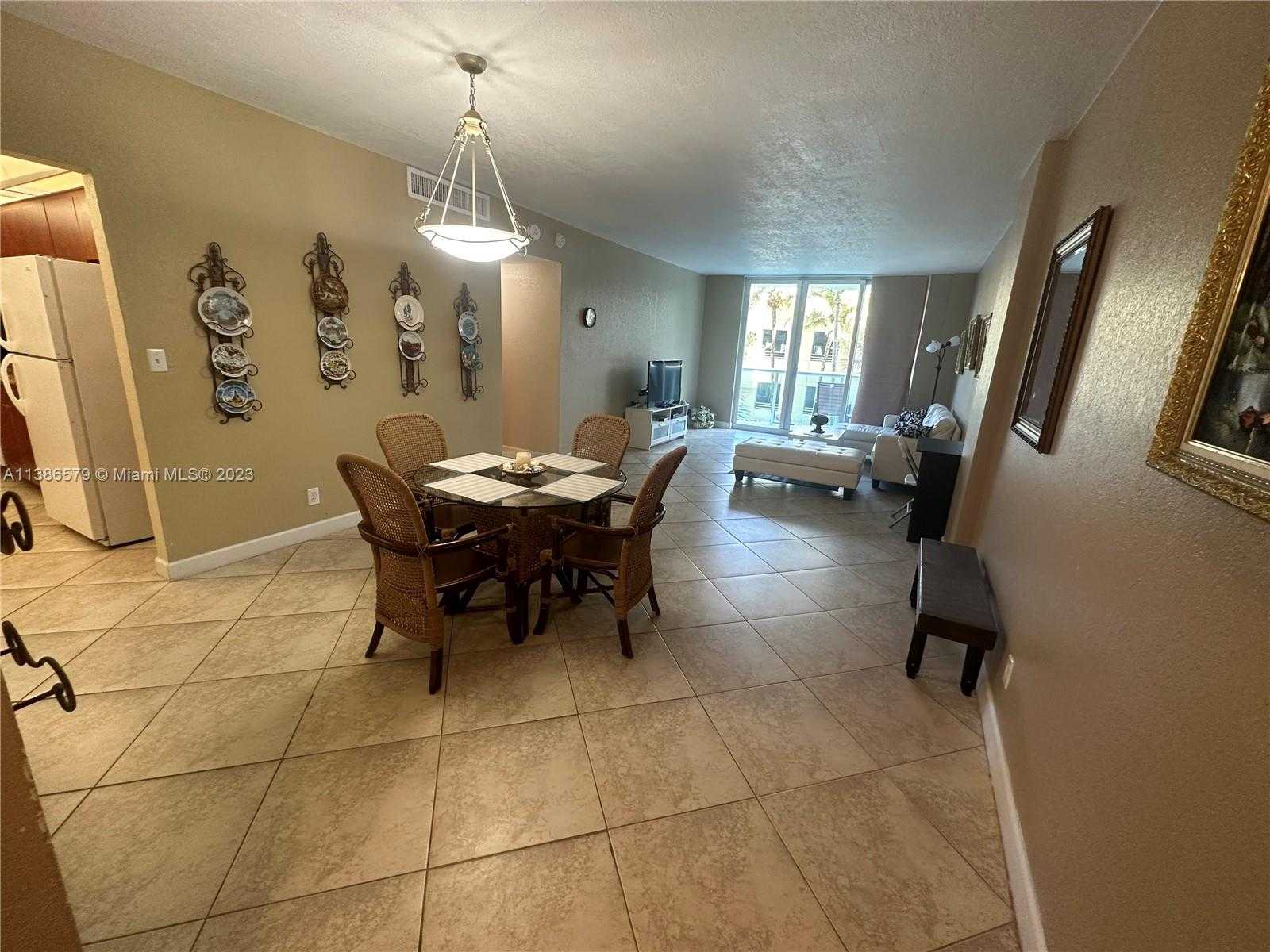 Small Image of 3801 SOUTH OCEAN DR #2J, Hollywood Number 5