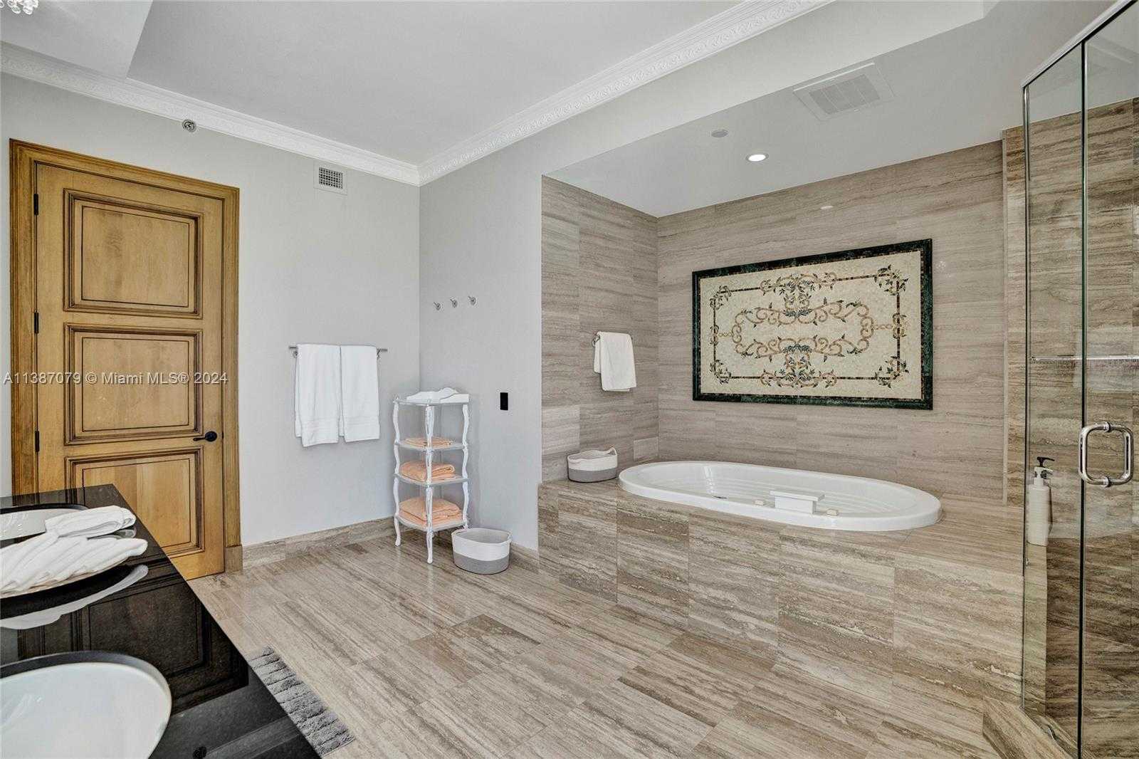 Small Image of 15901 COLLINS AVE #701, Sunny Isles Beach Number 11