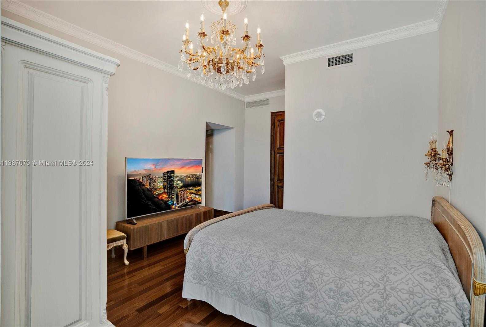 Small Image of 15901 COLLINS AVE #701, Sunny Isles Beach Number 20