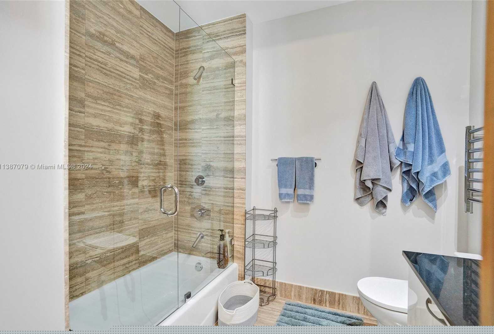 Small Image of 15901 COLLINS AVE #701, Sunny Isles Beach Number 22