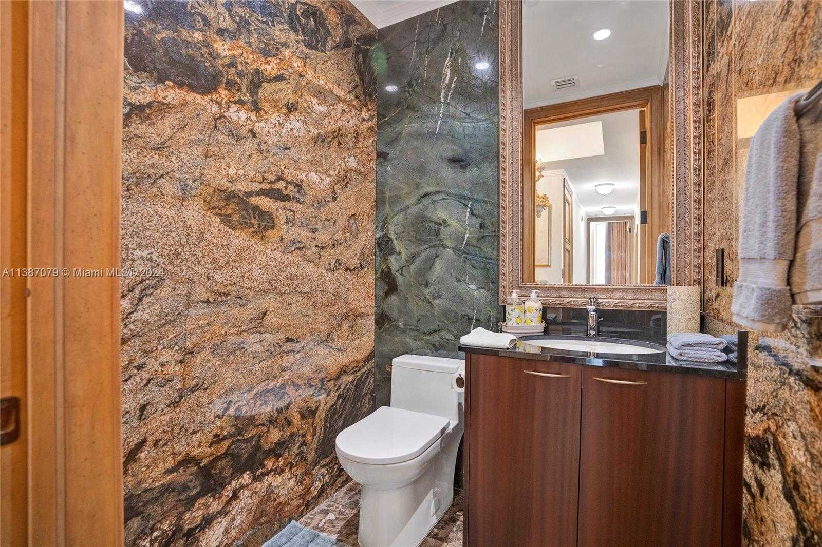 Small Image of 15901 COLLINS AVE #701, Sunny Isles Beach Number 23