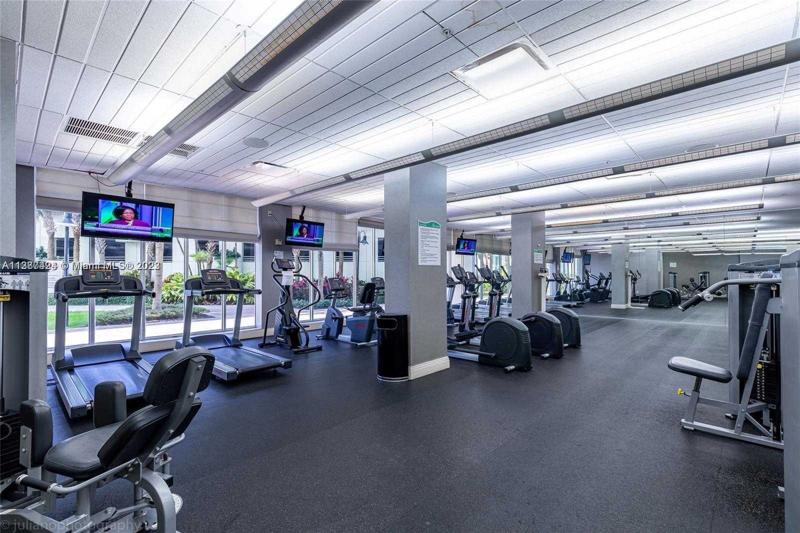 Small Image of 3801 SOUTH OCEAN DR #8Z, Hollywood Number 12