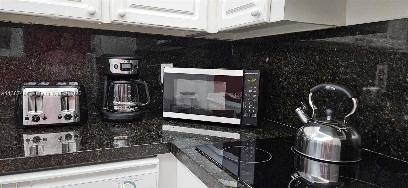 Small Image of 3801 SOUTH OCEAN DR #8Z, Hollywood Number 8