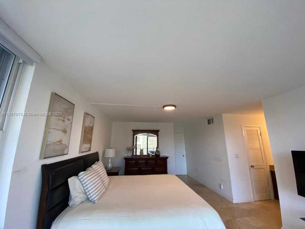 Small Image of 2101 SOUTH OCEAN DR #501, Hollywood Number 15