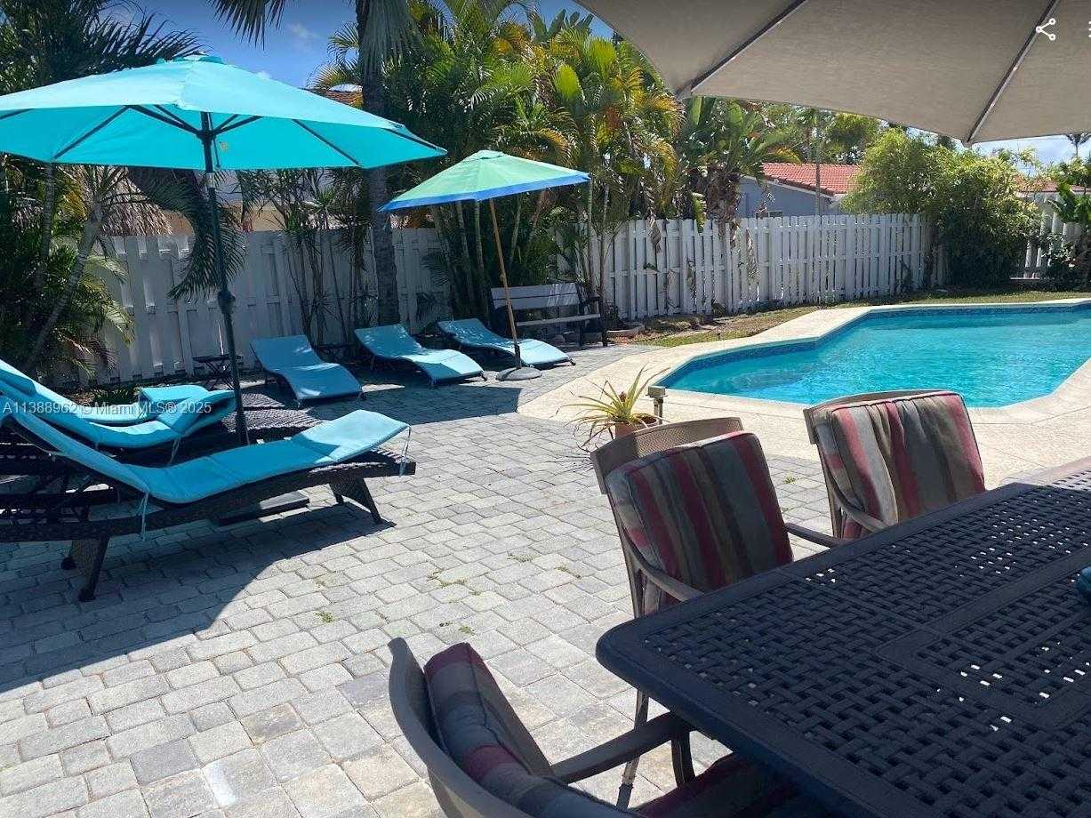 Small Image of 1690 NORTH EAST 25TH AVE, Pompano Beach Number 32