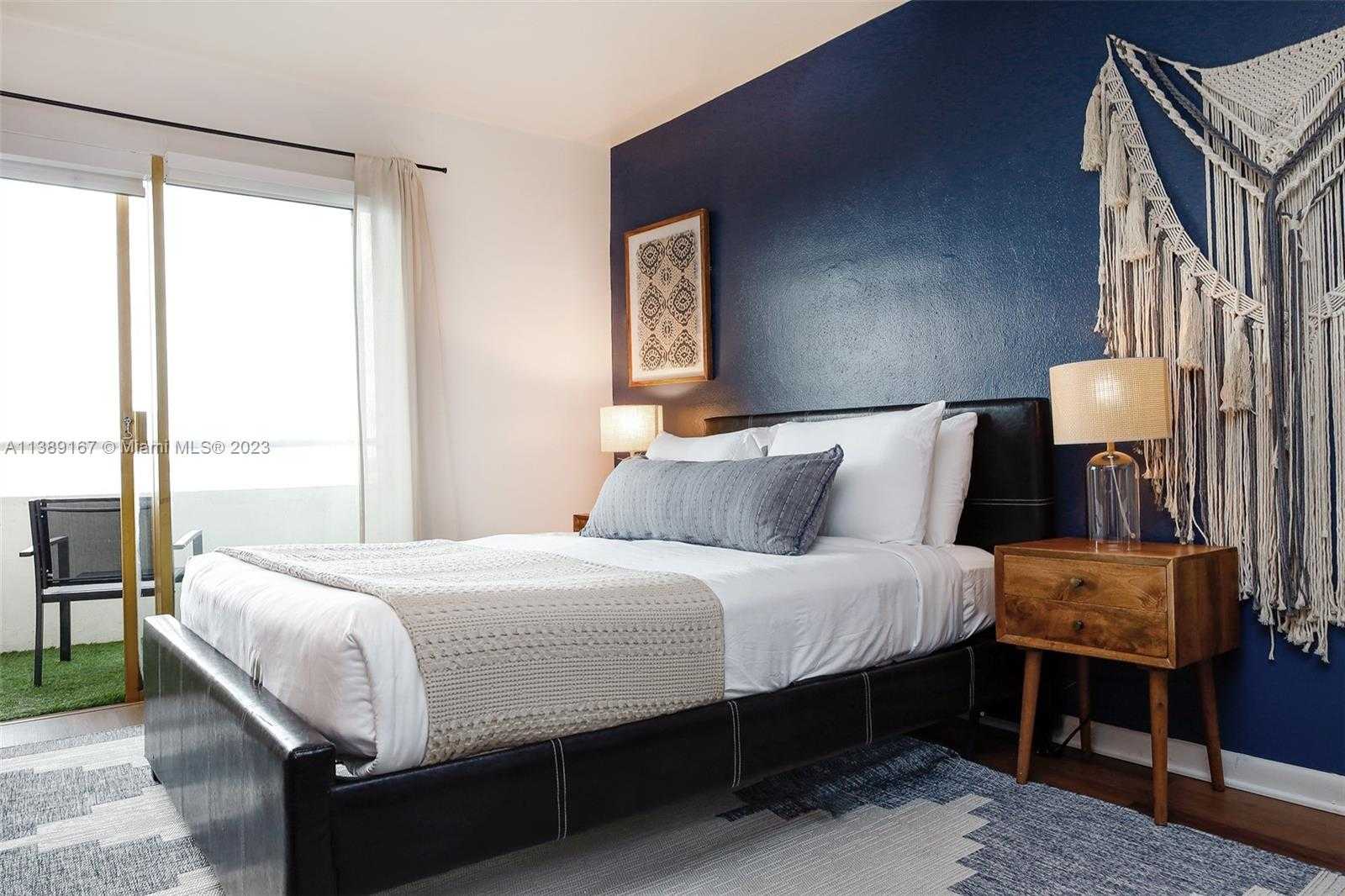 Small Image of 7904 WEST DR #812, North Bay Village Number 3