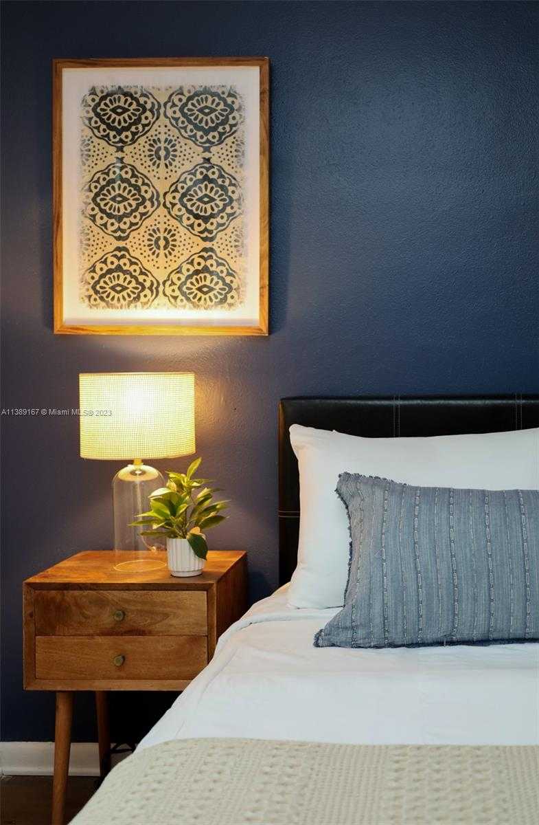 Small Image of 7904 WEST DR #812, North Bay Village Number 8