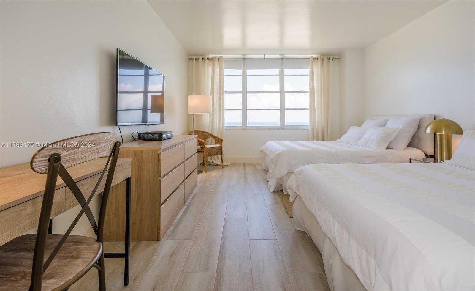 Small Image of 5601 COLLINS AVE #1204, Miami Beach Number 13