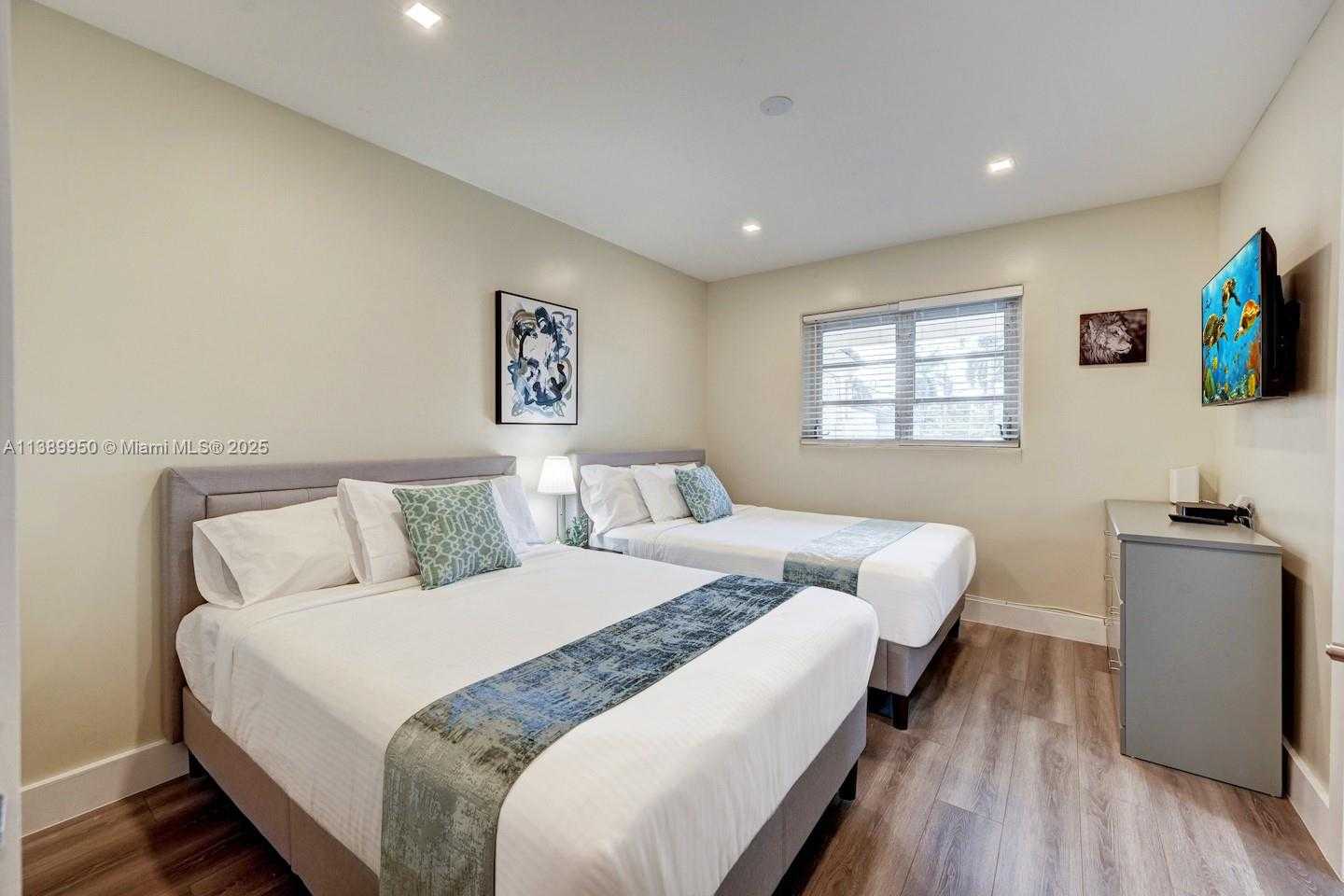 Small Image of 801 HARRISON ST, Hollywood Number 21