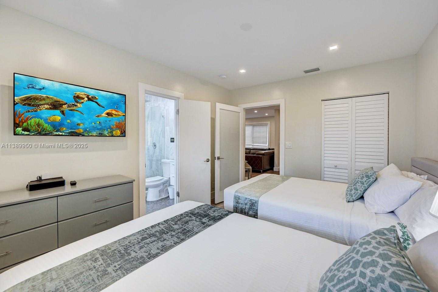 Small Image of 801 HARRISON ST, Hollywood Number 22
