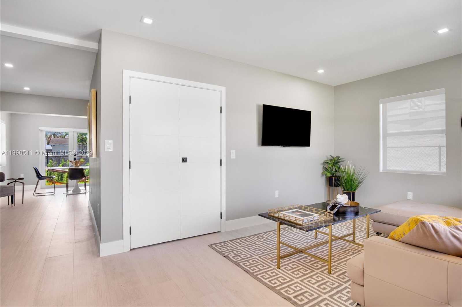Small Image of 6428 SOUTH WEST 23RD ST #6428, Miami Number 17