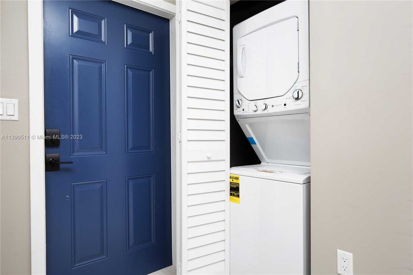 Small Image of 6428 SOUTH WEST 23RD ST #6428, Miami Number 31