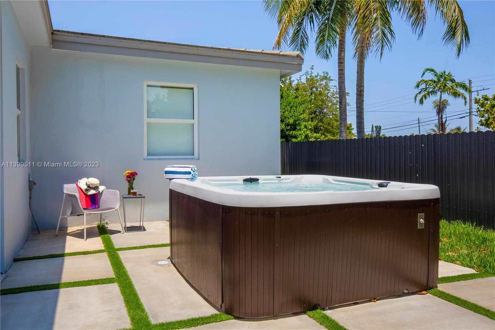 Small Image of 6428 SOUTH WEST 23RD ST #6428, Miami Number 36