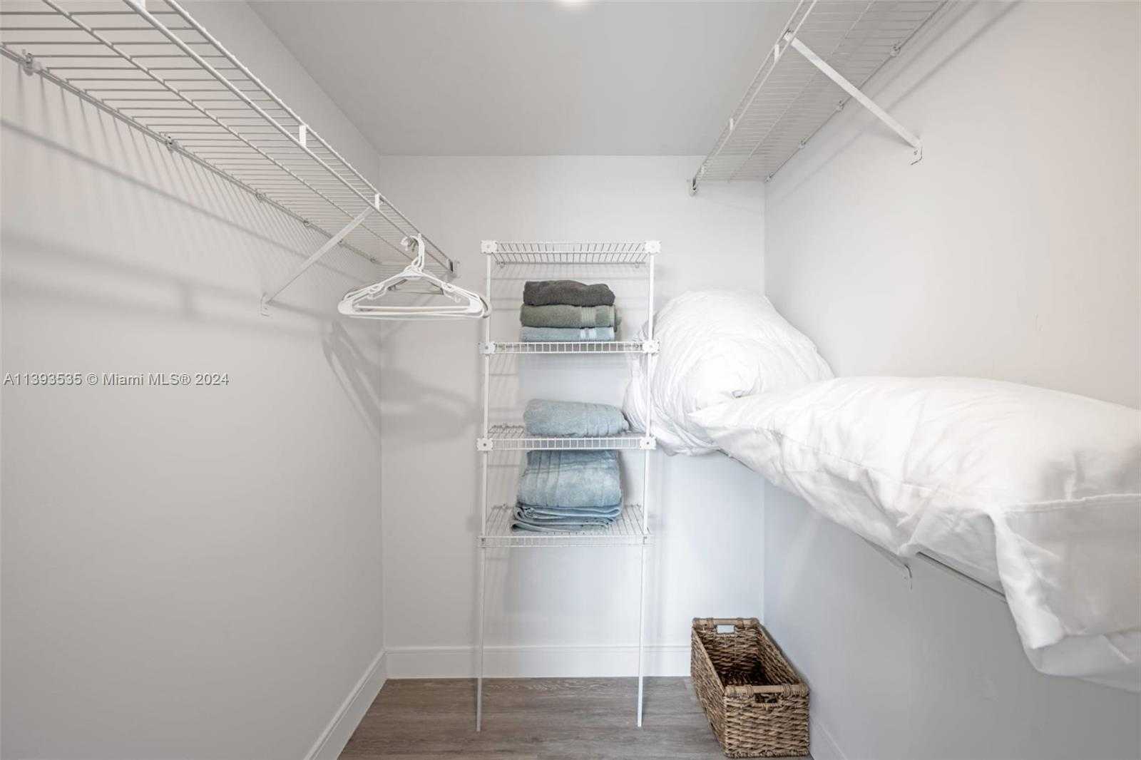 Small Image of 19501 EAST COUNTRY CLUB DR #9603, Aventura Number 28