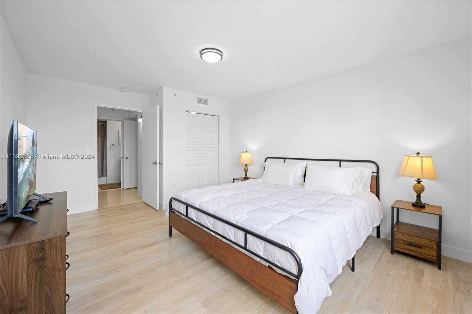 Small Image of 19501 EAST COUNTRY CLUB DR #9603, Aventura Number 33