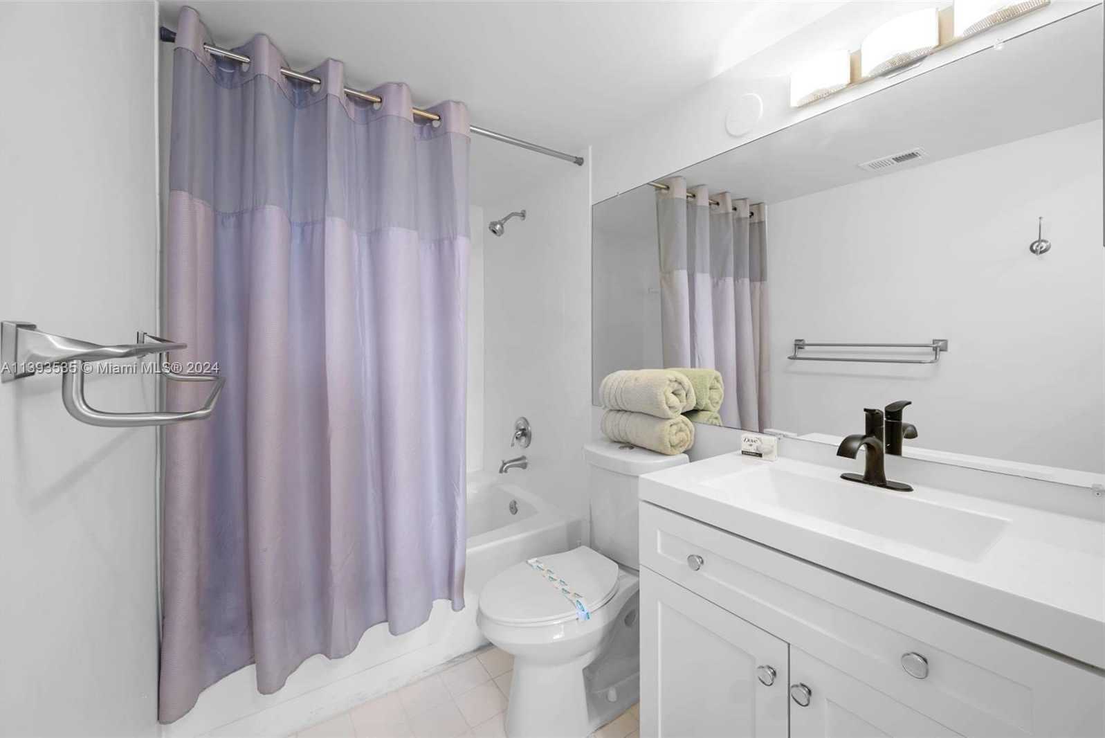 Small Image of 19501 EAST COUNTRY CLUB DR #9603, Aventura Number 37