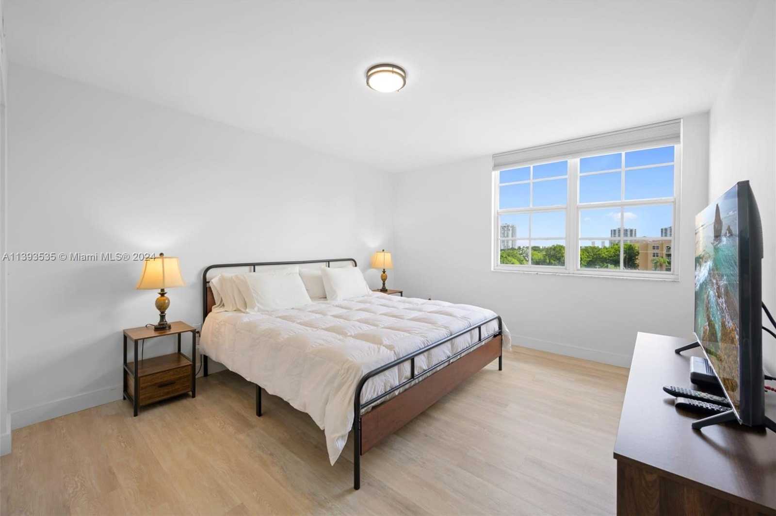 Small Image of 19501 EAST COUNTRY CLUB DR #9603, Aventura Number 38
