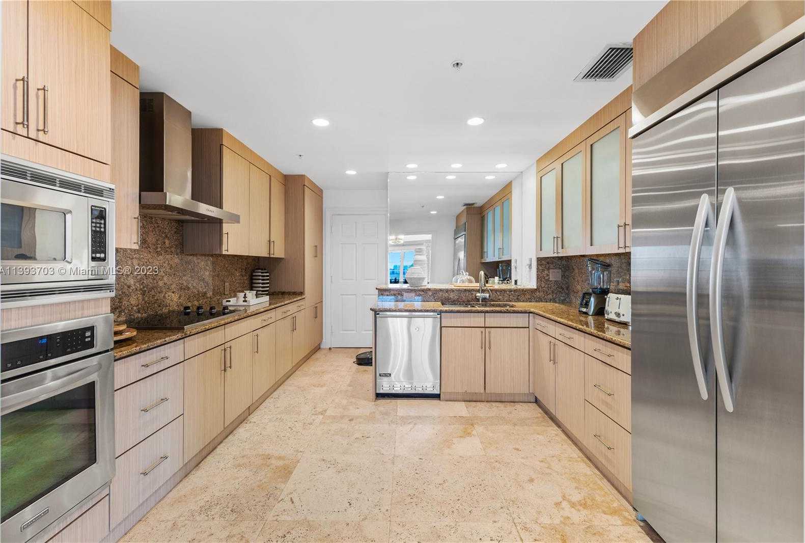 Small Image of 2436 FISHER ISLAND DR #5306, Miami Beach Number 13