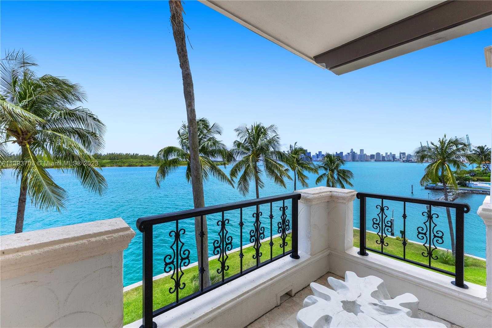 Small Image of 2436 FISHER ISLAND DR #5306, Miami Beach Number 2