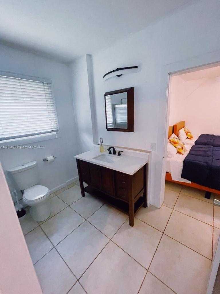 Small Image of 105 NORTH WEST 31ST ST, Miami Number 16