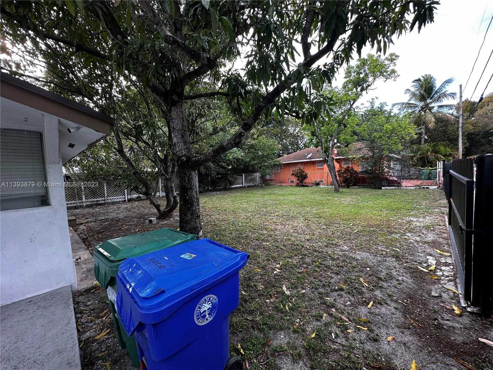 Small Image of 105 NORTH WEST 31ST ST, Miami Number 4