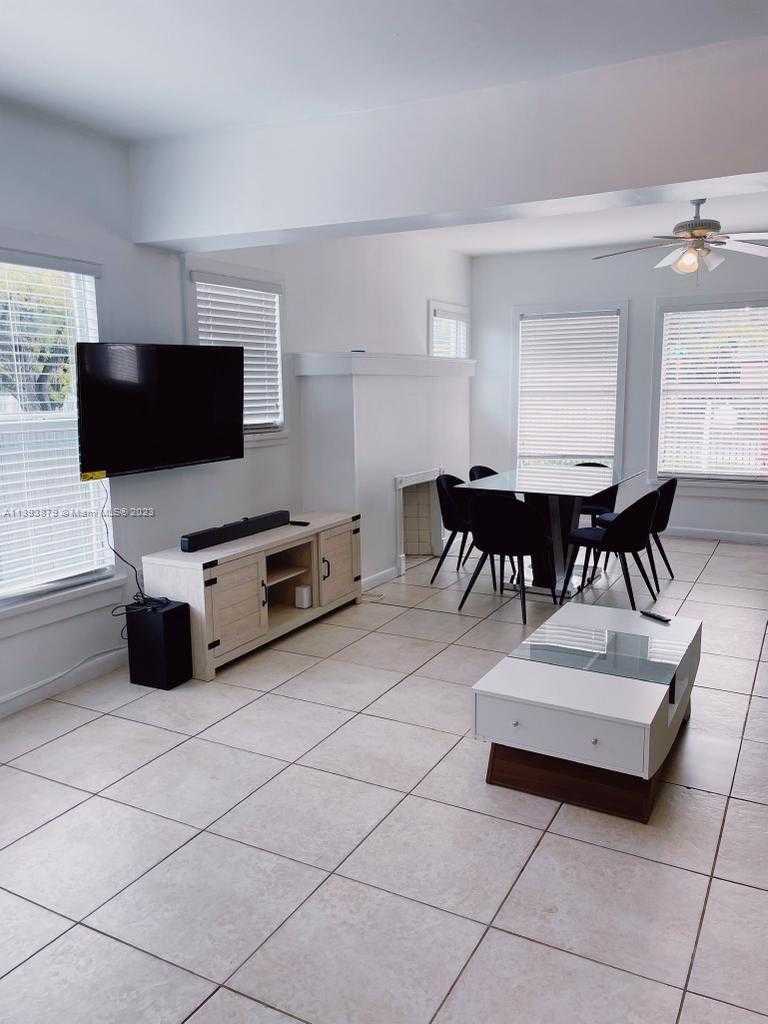 Small Image of 105 NORTH WEST 31ST ST, Miami Number 7
